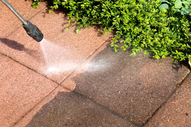 Why Choose Our Certified Pressure Washing Experts for Your Project Needs in Jamestown, TN?